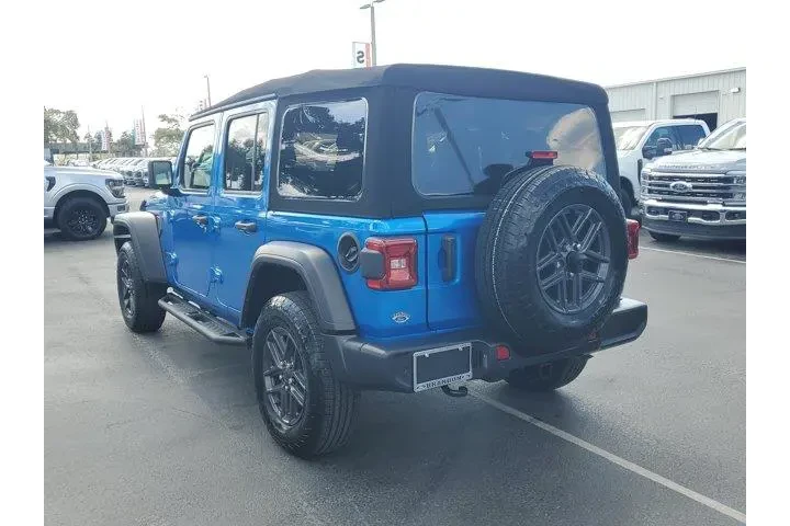 $38776 : Jeep Wrangler 2024 4x4 Sport image 7