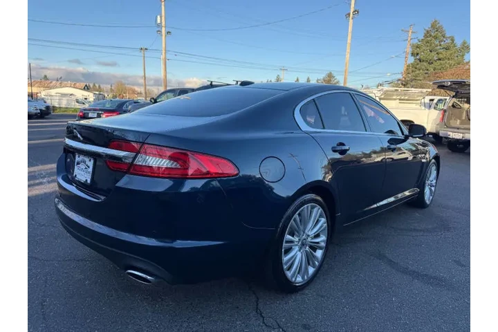 $8995 : 2012 XF Portfolio image 10