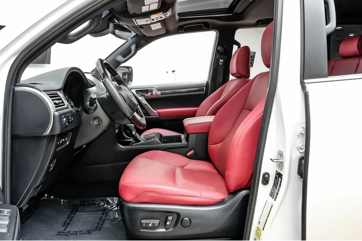 $49690 : 2023 GX 460 Premium 4WD image 5