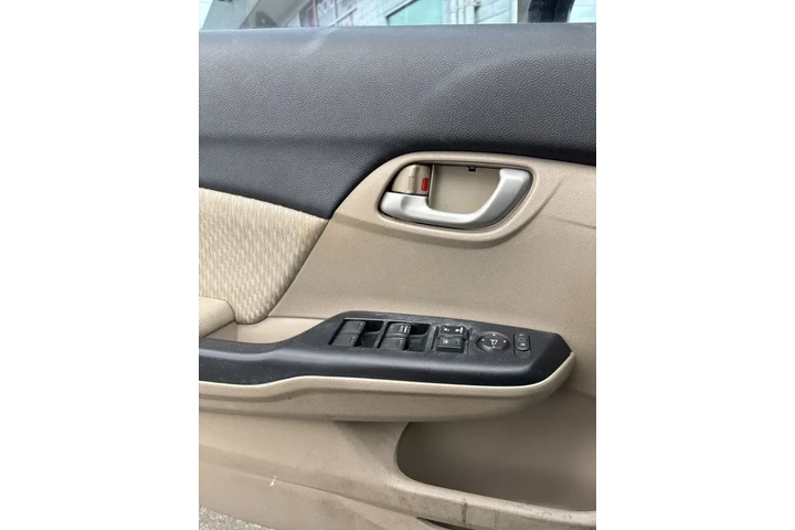 $14500 : Honda Civic 2015 SE 4dr Seda image 5