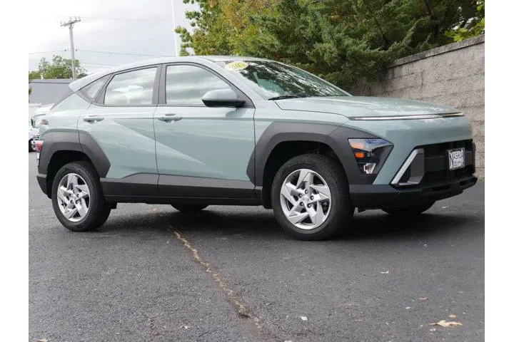 $25495 : Hyundai KONA 2025 AWD SE 4dr image 9