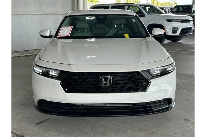 $20499 : Honda Accord 2024 LX 4dr Sed image 8