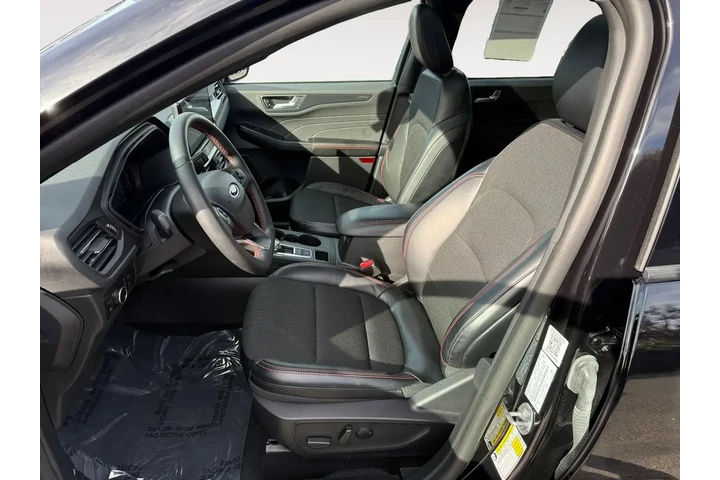 $29783 : Ford Escape Hybrid 2025 ST-L image 10