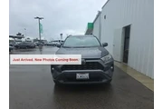 $27900 : Toyota RAV4 2020 AWD XLE 4dr thumbnail