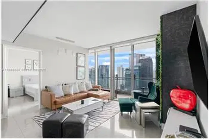 $4700 : Rental property with 2 bedro image 2