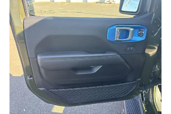 $31890 : Jeep Wrangler Unlimited 2022 image 10