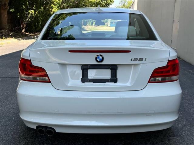 $14875 : 2013 BMW 1 Series 128i image 8