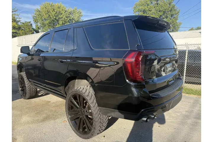 $45995 : 2021 GMC Yukon Denali image 3