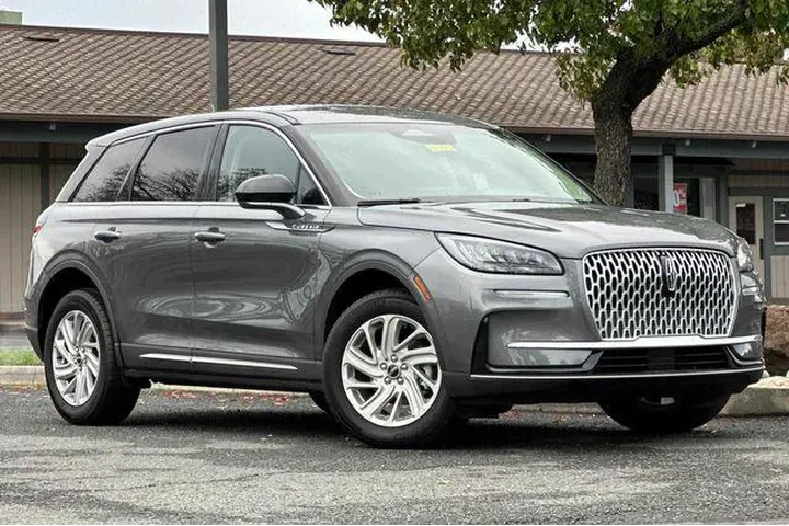 $37500 : Lincoln Corsair 2025 Premier image 2