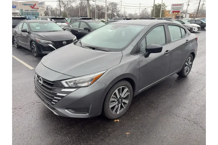 $20995 : Nissan Versa 2025 S 4dr Seda image 3