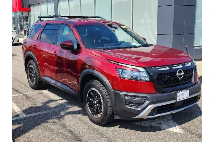 $34045 : Nissan Pathfinder 2024 AWD R image 3