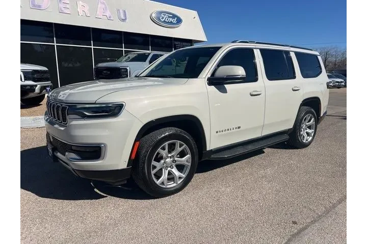 $34983 : Jeep Wagoneer 2022 4x4 Serie image 2