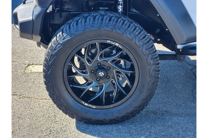 $30359 : Jeep Wrangler Unlimited 2021 image 10