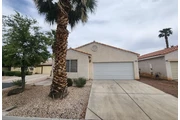 $950 : Lovely modern Spacious home thumbnail