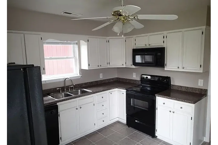 $1450 : HOUSE RENT AVAILABLE VIRGINIA image 6