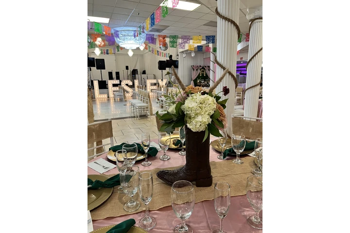 Thee Chateau Banquet Hall image 9