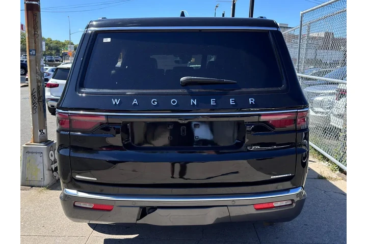 $38898 : Jeep Wagoneer 2022 4x4 Serie image 5