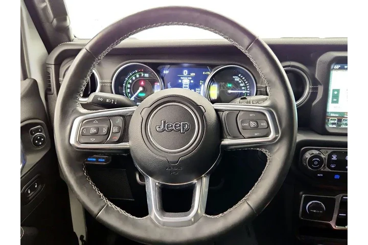 $30998 : Jeep Wrangler Unlimited 2022 image 10