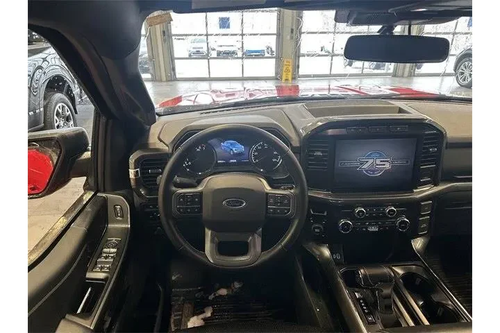 $38000 : Ford F-150 2023 4x4 XLT 4dr image 2