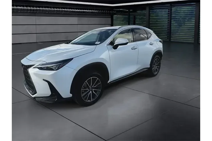 $34588 : Lexus NX 250 2023 4dr Crosso image 4