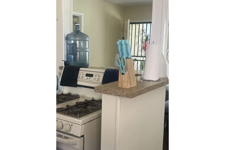 $1000 : Rento Cuarto INGLEWOOD image 6