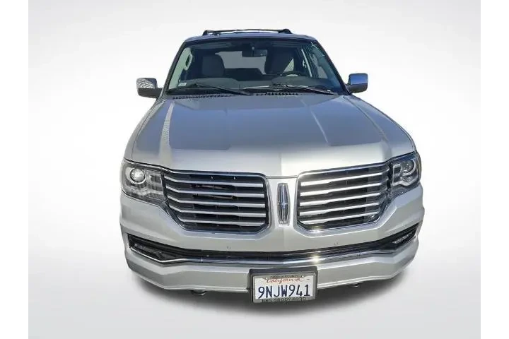 $19800 : Lincoln Navigator 2017 4x2 S image 3