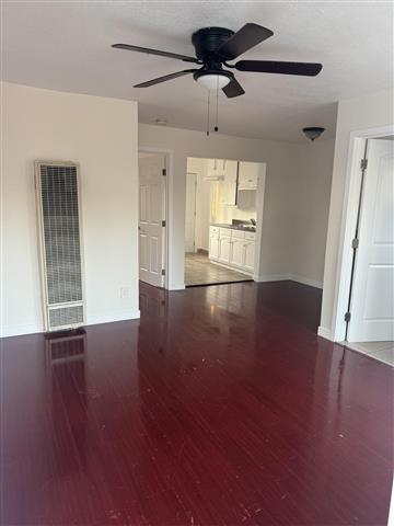 $1600 : 1 Rec, 1 Baño Compton CA image 1