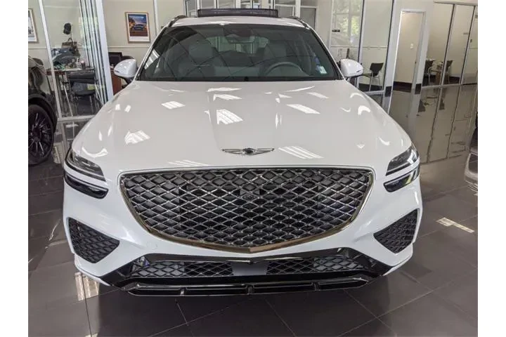 $24500 : Genesis GV70 2022 AWD 2.5T S image 6