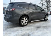 $8227 : 2013 Traverse thumbnail