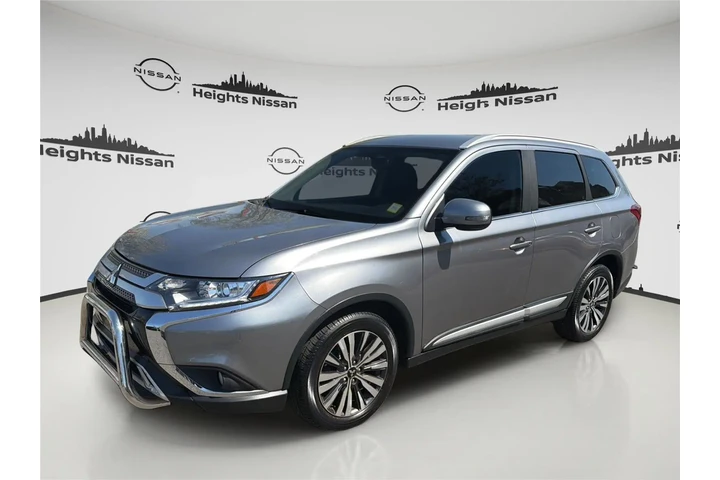 $18790 : Mitsubishi Outlander 2019 AW image 1