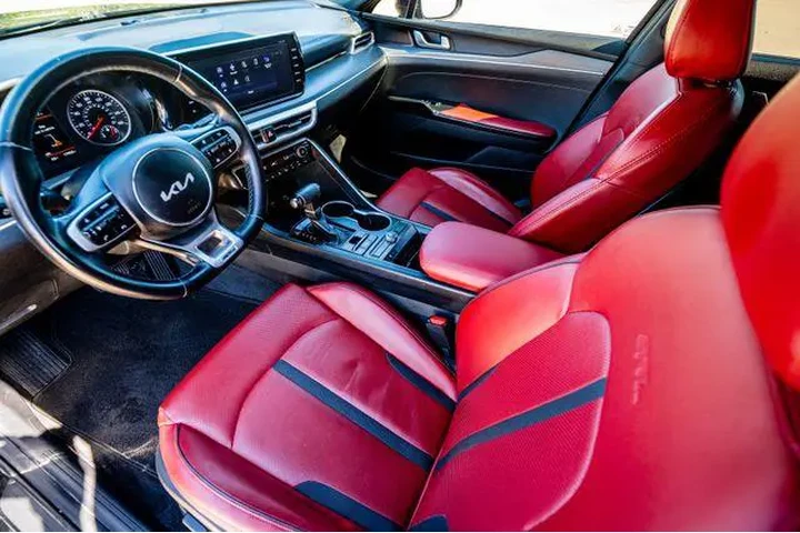 $23254 : Kia K5 2023 GT-Line 4dr Seda image 4