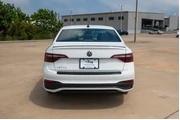$20800 : Volkswagen Jetta 2023 Sport thumbnail