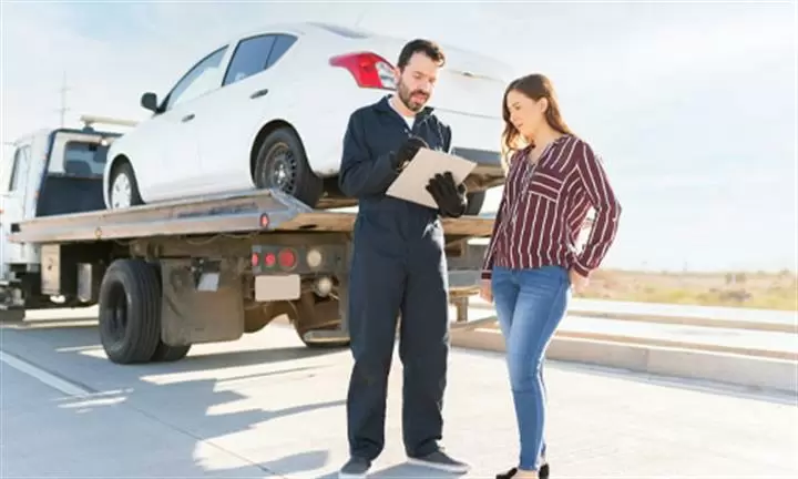 4 Less Towing Service image 4