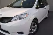 2017 Toyota Sienna L Minivan en Los Angeles