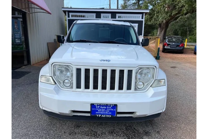 $6999 : 2010 Liberty Sport image 3