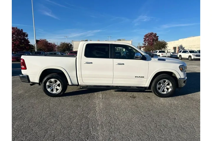 $28000 : Ram 1500 2021 4x2 Laramie 4d image 7