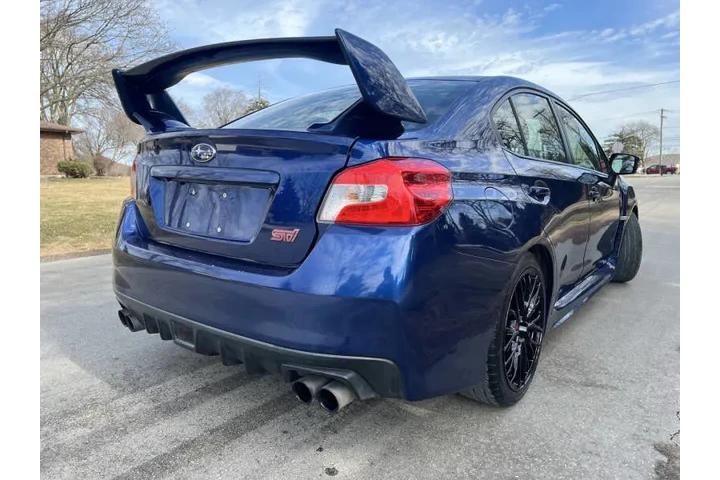 $18997 : 2015 WRX STI image 6