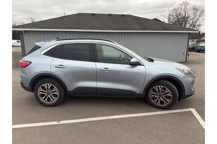 $20103 : Ford Escape 2022 AWD SEL 4dr image 9