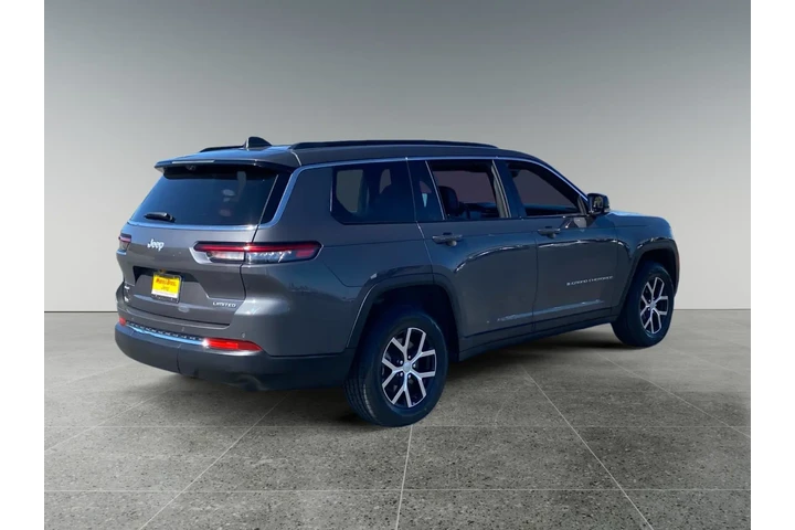 $37472 : Jeep Grand Cherokee L 2024 4 image 5