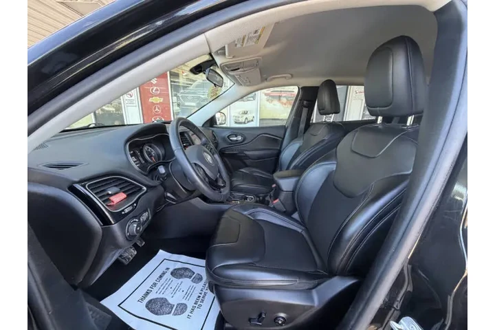 $17499 : 2020 Cherokee Altitude image 10