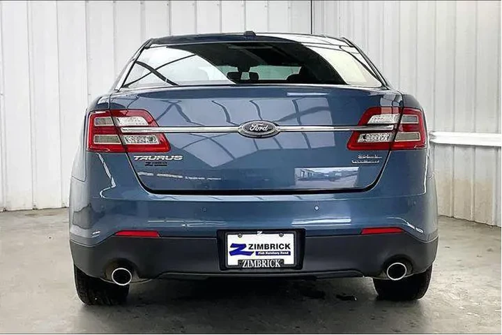 $16490 : Ford Taurus 2019 SEL 4dr Sed image 4