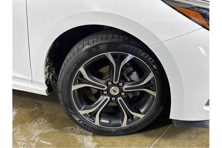 $11577 : 2019 Cruze LT image 10