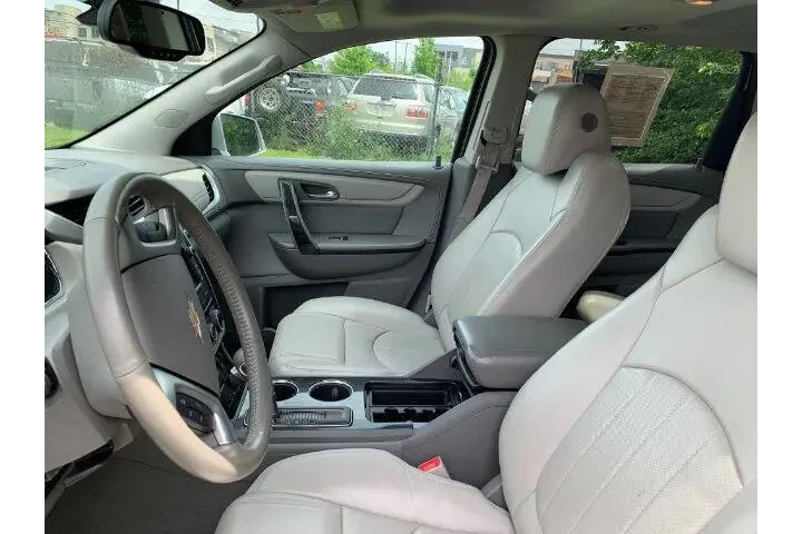 $18495 : 2015 Traverse LTZ image 9
