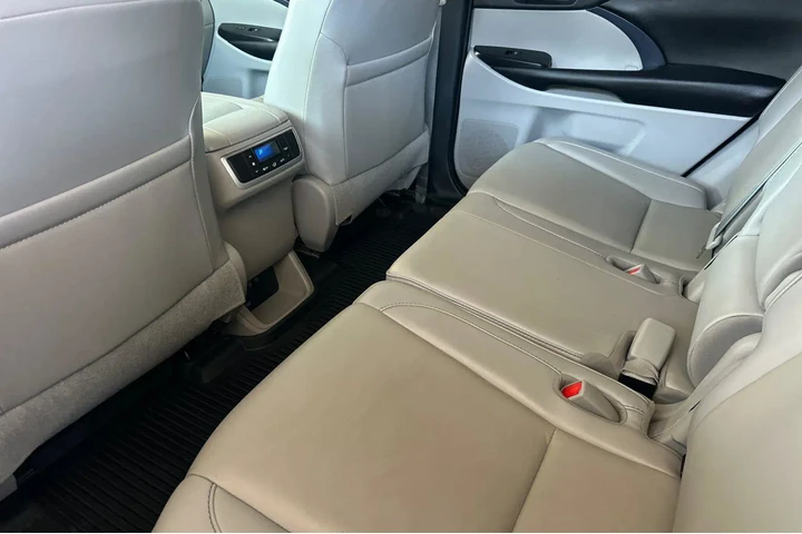$28500 : Toyota Highlander 2019 XLE 4 image 7