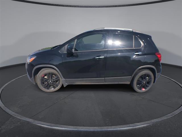 $11000 : PRE-OWNED 2019 CHEVROLET TRAX image 5