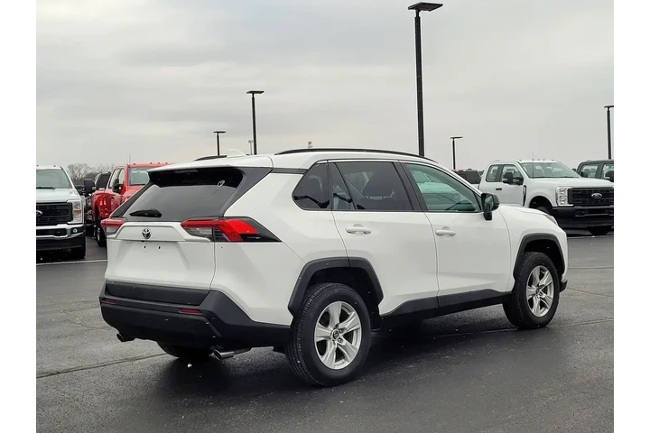 $21990 : Toyota RAV4 Hybrid 2021 AWD image 4