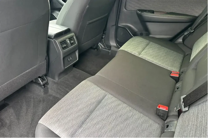 $19500 : Nissan Rogue 2023 SV 4dr Cro image 4