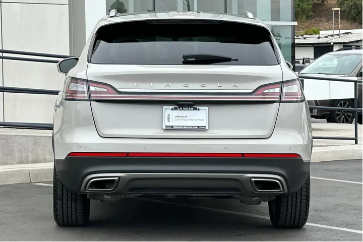 $32900 : Lincoln Nautilus 2022 Reserv image 4