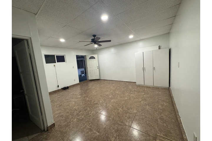 $1500 : Se renta single image 1