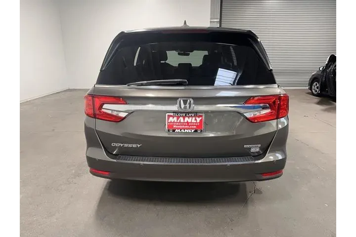 $21951 : Honda Odyssey 2018 Touring 4 image 4